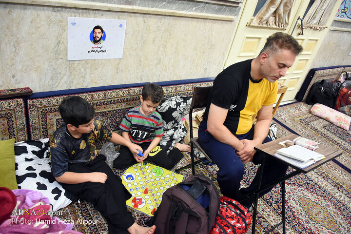 مراسم معنوی اعتکاف نونهالان رضوی در رشت