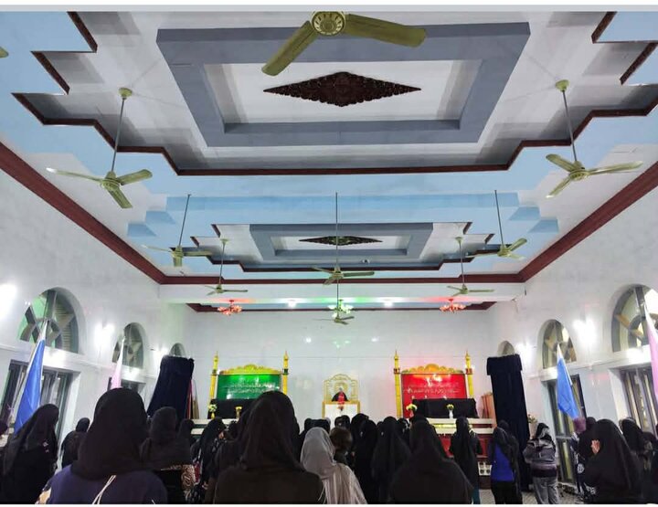 မန္တလေးမြို့ ရှီအဟ် အေမာမ် ဘာရာ တွင် ဟဇရသ် ဇိုင်နဗ် (စ.အ) ၏ ဝဖါးသ် အတွက်  မဂျ်လစ် အဇါ ပြုလုပ်   ။ ။ Photos