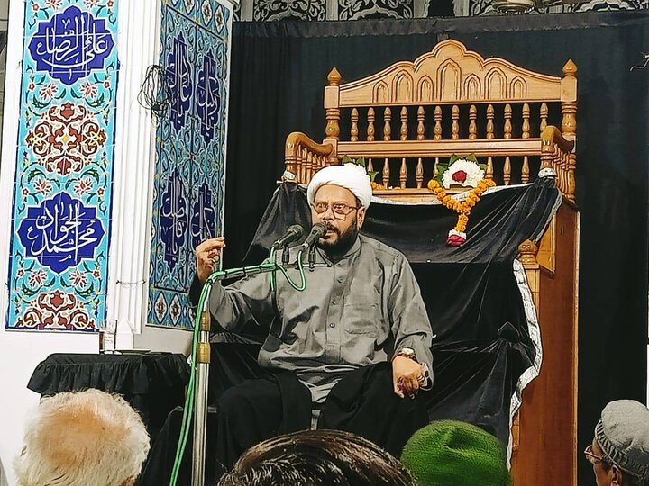 ဘင်္ဂလားဒေ့ရှ် နိုင်ငံ ၏မြို့တော် ဒါကာ ရှိ ဒါလန် အေမာမ် ဘာရာ တွင် သခင်မကြီး ဇိုင်နဗ် (စ.အ) ၏ ရှဟာဒသ် မဂျ်လစ် ပြုလုပ်  ။ ။ Photos