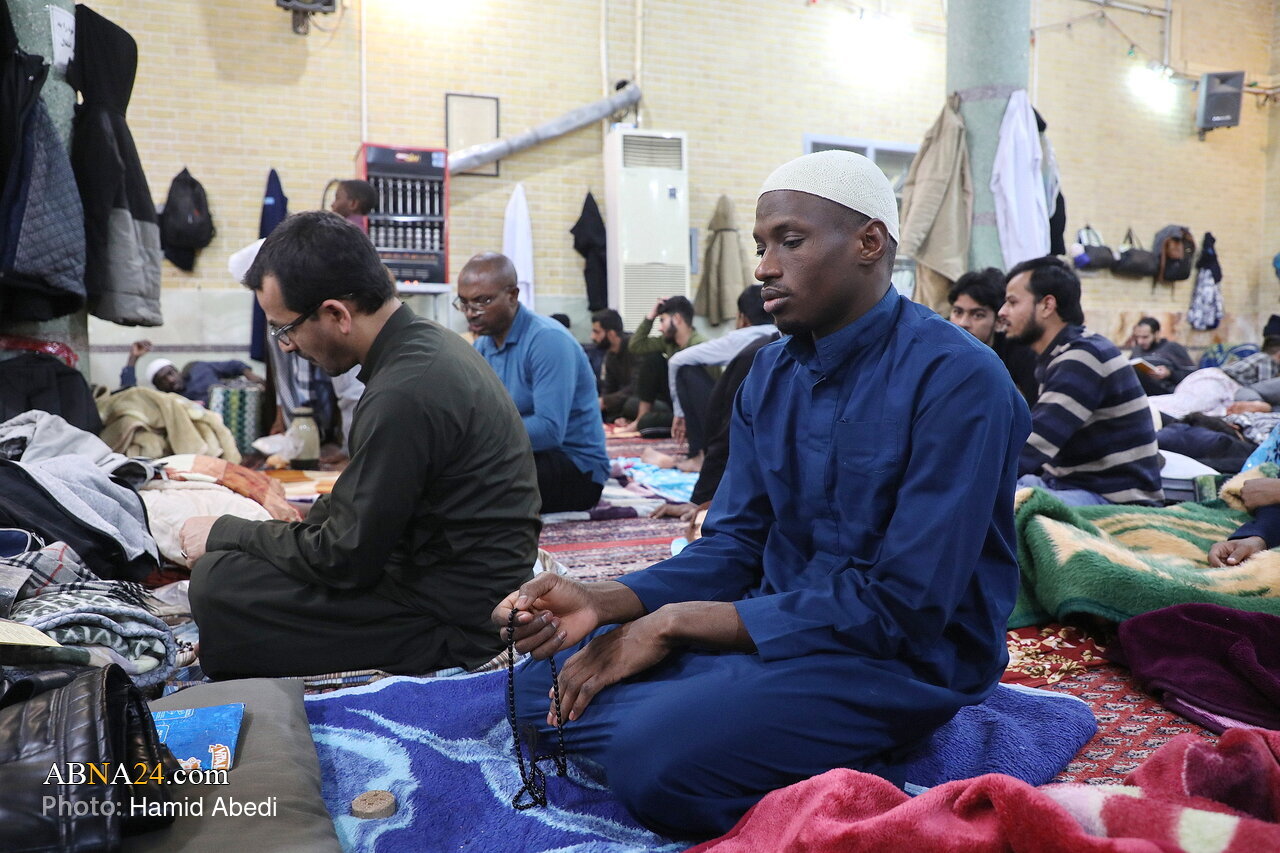 Photos: Spiritual Itikaf Ceremony for Non‑Iranian Seminary Students