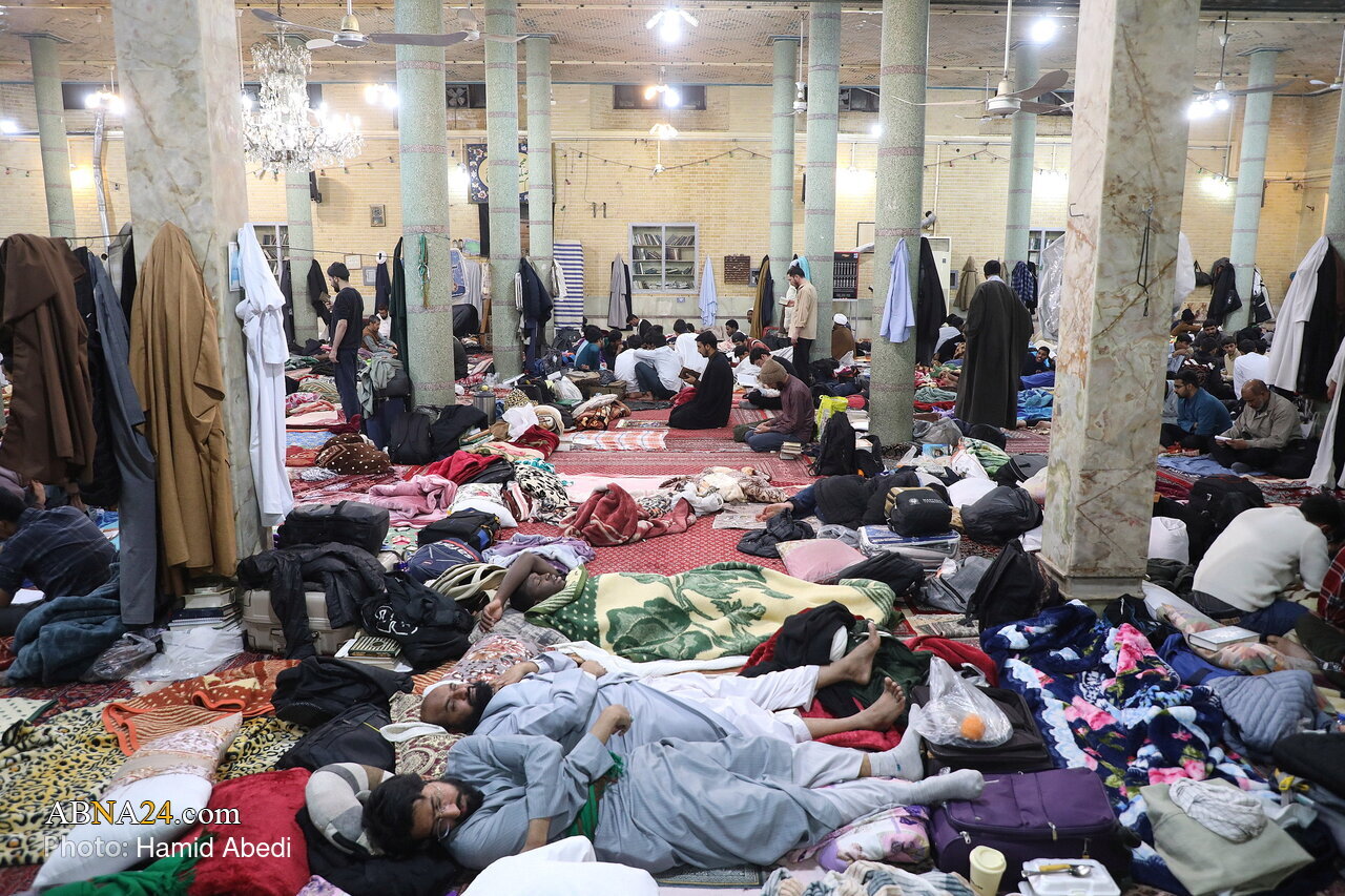 Photos: Spiritual Itikaf Ceremony for Non‑Iranian Seminary Students