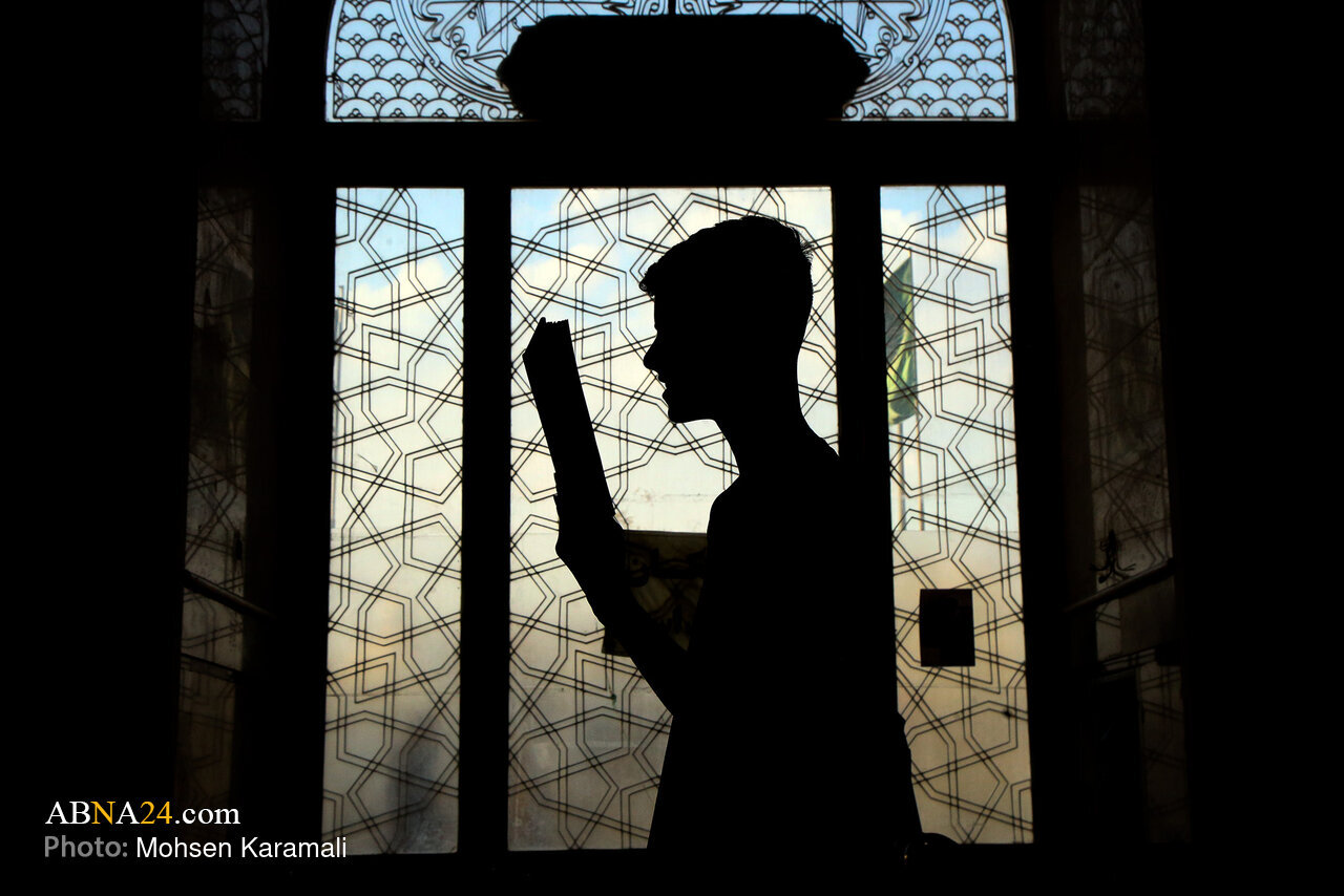 Photos: Spiritual I'tikaf Ceremony at Qom’s Azam Mosque