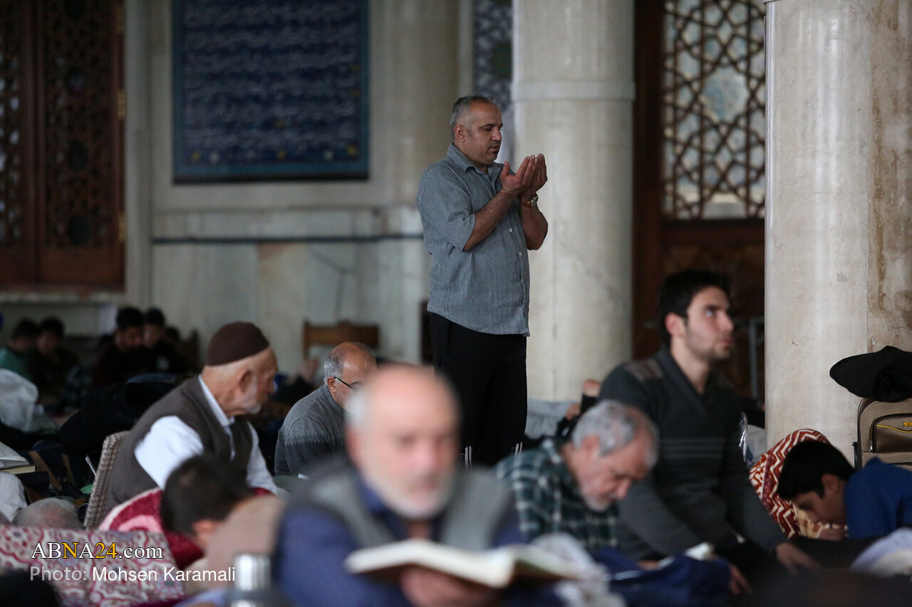Photos: Spiritual I'tikaf Ceremony at Qom’s Azam Mosque