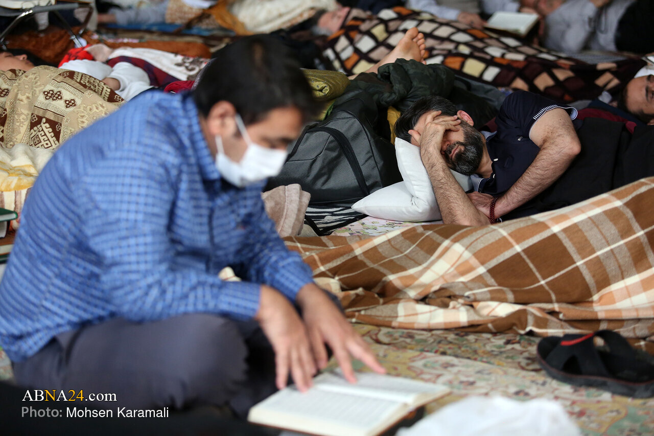 Photos: Spiritual I'tikaf Ceremony at Qom’s Azam Mosque