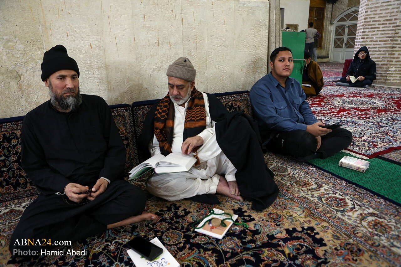 Photos: Spiritual Iʿtikaf Ceremony in Qom’s Jameh Mosque, Imam Hasan al‑Askari Mosque