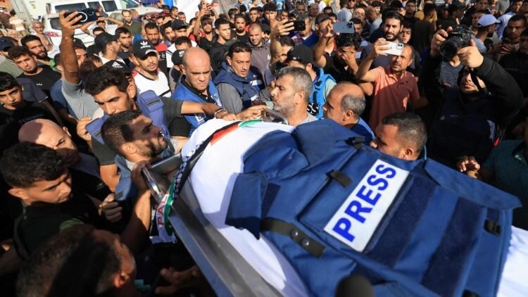 Palestinian press union reports 99 Israeli violations against journalists last month