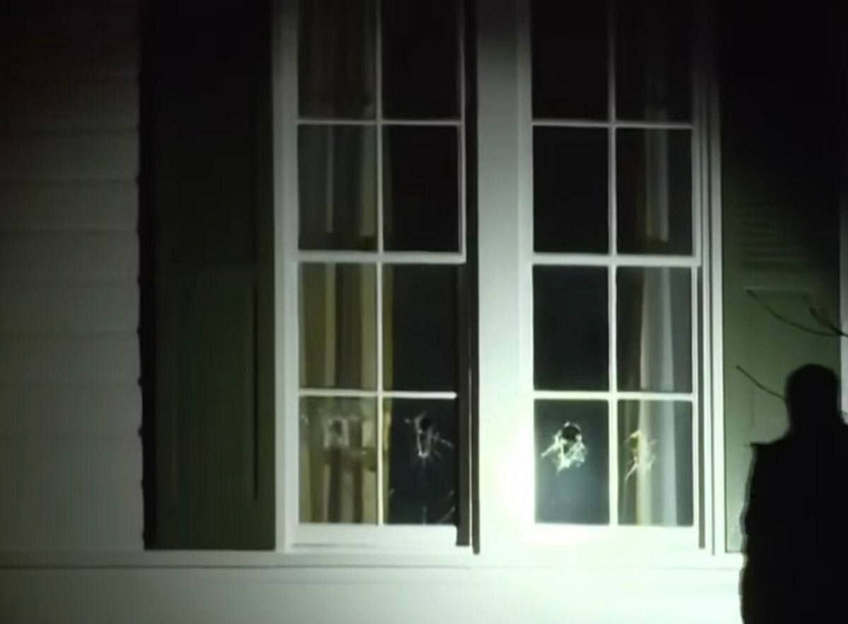 حمله مسلحانه به خانه معاون ترامپ + ویدیو