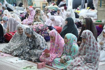 Penyelenggaraan Ibadah Spiritual I‘tikaf Khusus Remaja Putri di Museum Nasional Revolusi Islam Iran, Begini Suasananya