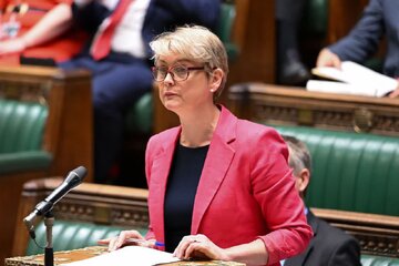 Politikang Estilong Ingles / Cooper: Ang Pagpapahayag ng Legal na Batayan ng Operasyong Militar sa Venezuela ay Nasa Kamay ng Washington