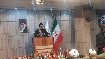 برکت پیامبران در معنا بخشیدن به زندگی انسان‌هاست