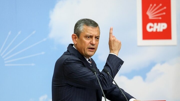 Serokê CHP: Divê daxûyaniyên Tirkiyê têkildarî Sûrîyê avakar bin