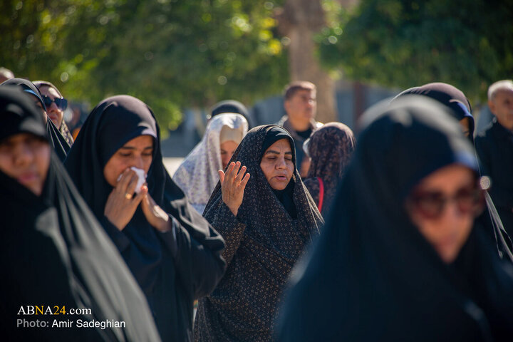 Photos: Black flag on dome of Shahcheragh shrine replaced