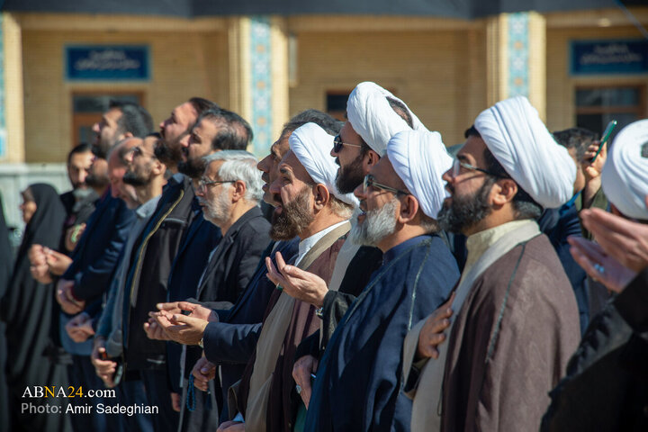 Photos: Black flag on dome of Shahcheragh shrine replaced