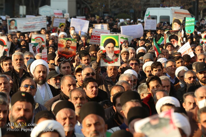 Photos: Gathering of Unity, Solidarity, Allegiance to Supreme Leader held in Isfahan