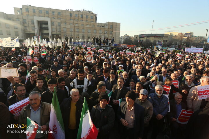 Photos: Gathering of Unity, Solidarity, Allegiance to Supreme Leader held in Isfahan