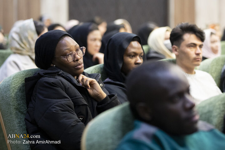 مراسم گرامیداشت میلاد حضرت مسیح(ع) در دانشگاه بین‌المللی اهل‌بیت(ع)