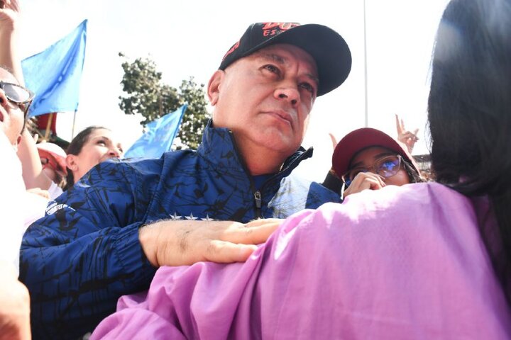 Informe fotográfico | Miles de venezolanos exigen con una gran marcha en Caracas la libertad de Maduro