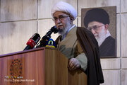 تقرير مصور/ آية الله رمضاني يلقي كلمة بمناسبة ولادة المسيح (ع) في جامعة أهل البيت (ع) الدولية