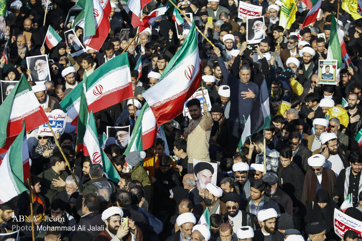 Foto / Kum'da 12 Ocak 2026 Amerika ve Sinizm Karşıtı Halk Yürüyüşünden Kareler