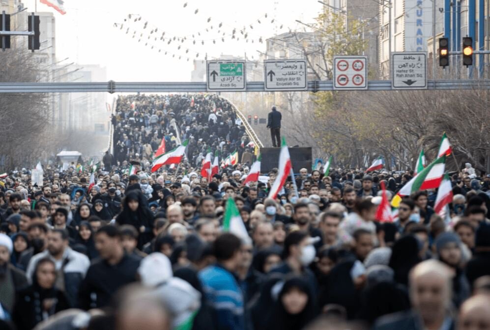 Milionsko prisustvo Iranaca na skupovima podrške Islamskoj Republici i osude vandalizma i nemira