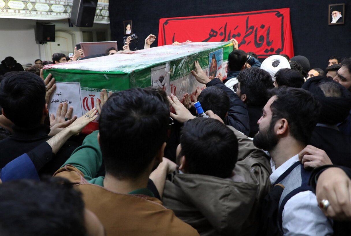 وداع با طلبه بسیجی شهید مدافع امنیت در قم + تصاویر