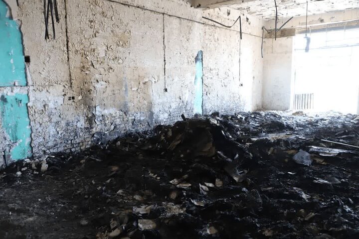 Foto / Kışkırtmacı ve Kargaşacıların Kur'an Başta Olmak Üzere 7 Bin Kitabı Yaktıklarına Dair Kesitler