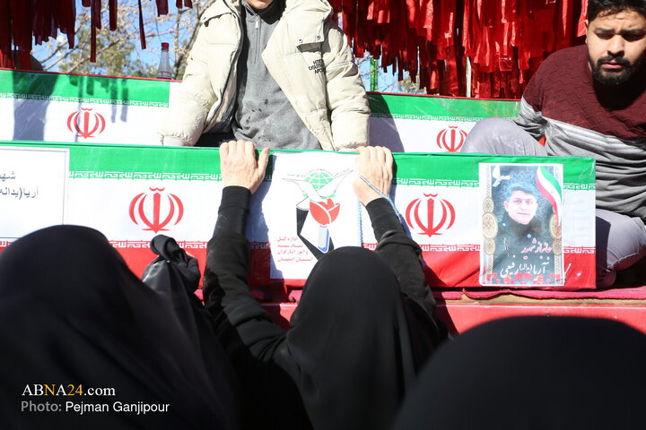 تشییع هفت شهید اغتشاشات اخیر در اصفهان