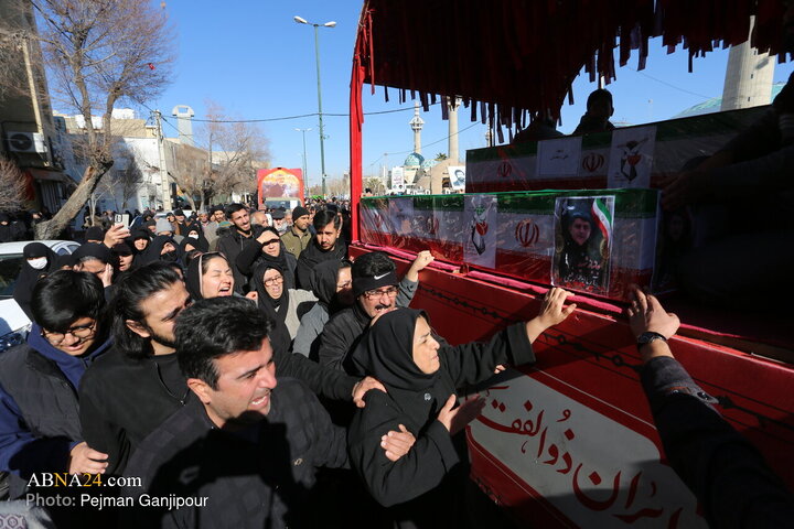 تشییع هفت شهید اغتشاشات اخیر در اصفهان