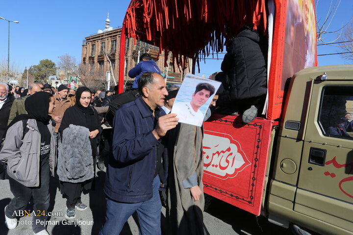 تشییع هفت شهید اغتشاشات اخیر در اصفهان