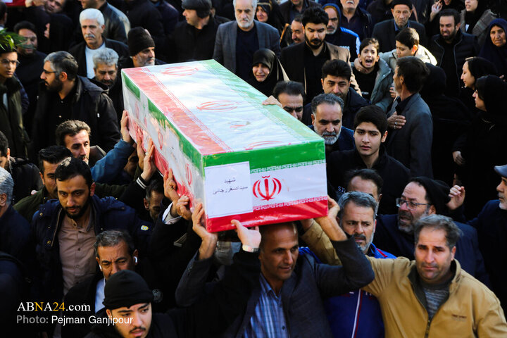 Foto / İsfahan'da 7 Güvenlik Şehidinin Teşyii Cenazesinden Kareler