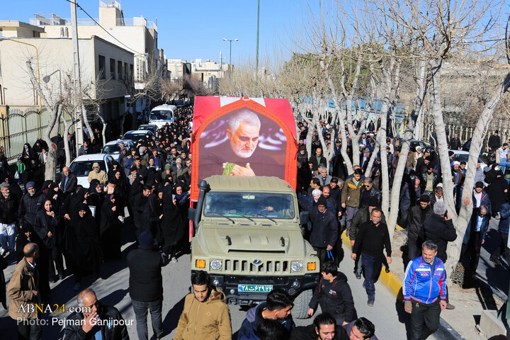 Foto / İsfahan'da 7 Güvenlik Şehidinin Teşyii Cenazesinden Kareler