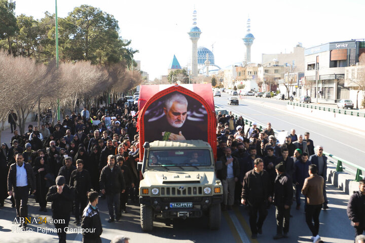 Foto / İsfahan'da 7 Güvenlik Şehidinin Teşyii Cenazesinden Kareler