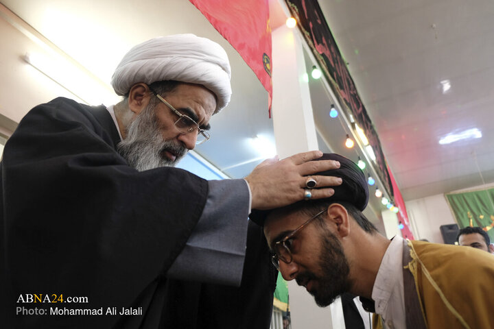 تقرير مصور/ احتفال تقليد العمامة للطلاب في يوم عيد المبعث النبوي الشريف