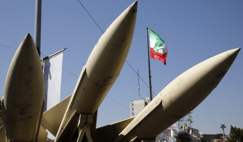 İran'dan Olası Saldırılara Karşı Çok Yönlü Askeri Hazırlık