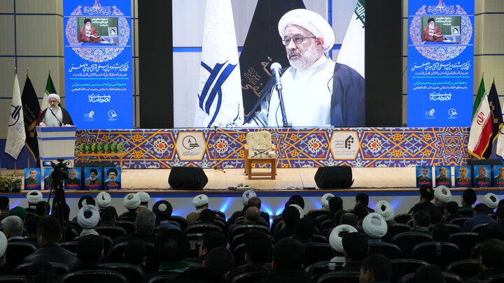 نگاه تمدنی رهبر انقلاب به معارف قرآنی