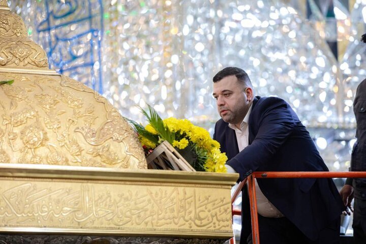 گلآرایی حرم امام حسین(ع) همزمان با آغاز ماه شعبان + تصویر