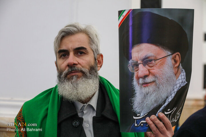 Foto / Cemkeran Mescidinde Ümmetin Velayetle Biatından Kareler