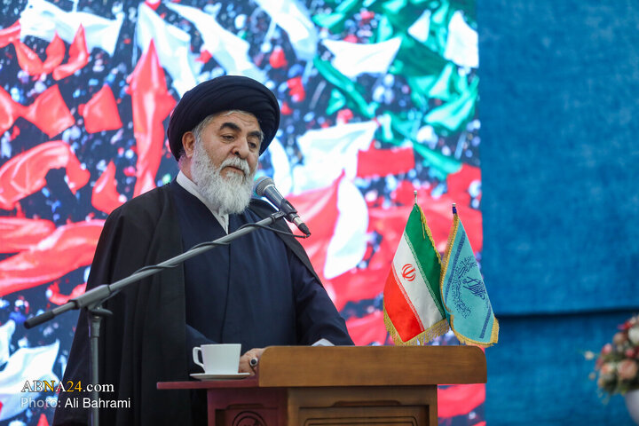 Foto / Cemkeran Mescidinde Ümmetin Velayetle Biatından Kareler