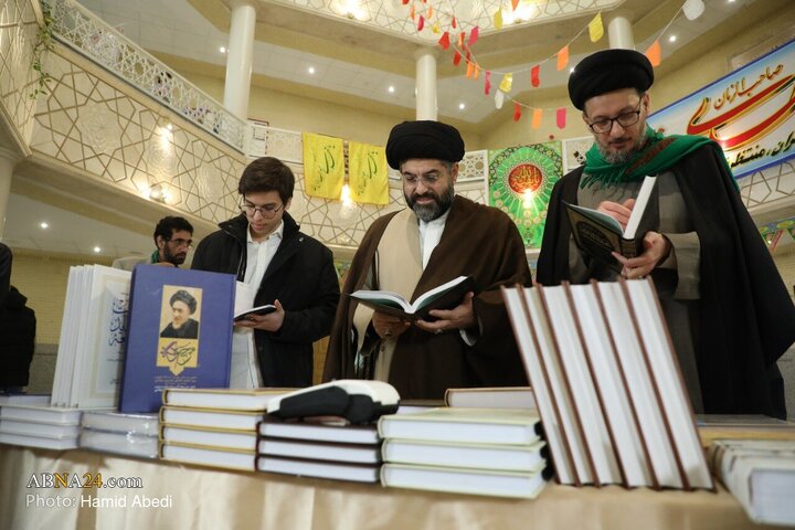 Foto / Kum İmamet Kültür Vakfı’nda Mehdevi Kitap Fuarı