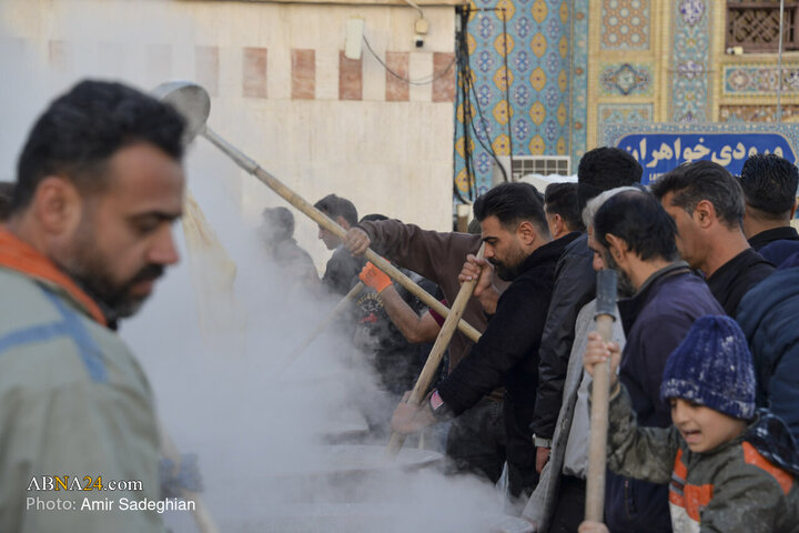 Photos: Cooking 20 tons of Samano in Imamzadeh Sayyed Alaeddin Shiraz