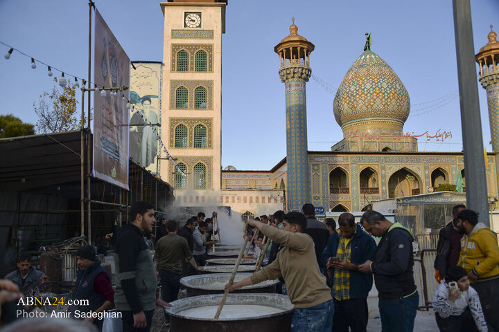 Photos: Cooking 20 tons of Samano in Imamzadeh Sayyed Alaeddin Shiraz