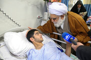 Supreme Leader’s representatives visit Iranian veterans’ homes