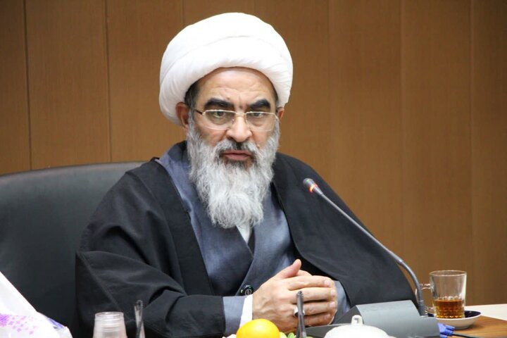 آیت‌الله فاضل‌لنکرانی: روحانیت یک صدا در صحنه حضور دارند/ تبعیت از رهبری معظم انقلاب بر همه واجب است