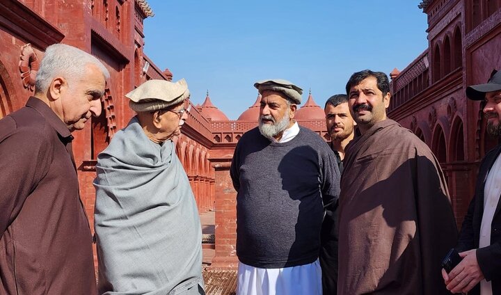 بازدید رهبر اپوزیسیون مجلس ملی پاکستان از پروزه آموزشی تحت اشراف حجت‌الاسلام راجه ناصر عباس جعفری