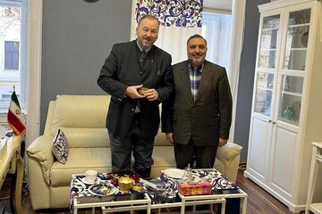 کلیسای کاتولیک اتریش به گفت‌وگو با اسلام شیعی علاقه‌مند است/ گفت‌وگوی ادیان؛ زمینه‌ساز آرامش و همزیستی مسالمت‌آمیز