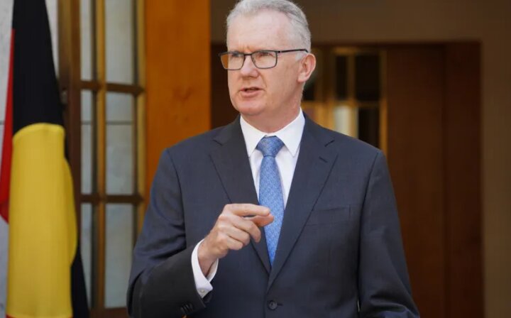 استرالیا ویزای اینفلوئنسر اسلام‌ستیز صهیونیست را لغو کرد