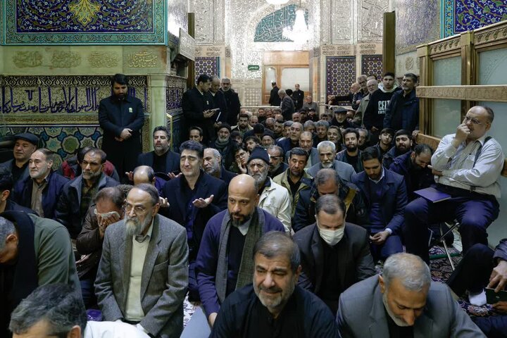 Photos: Dust-cleaning ceremony of Imam Reza holy shrine attended by families of martyrs of recent unrest
