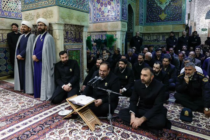 Photos: Dust-cleaning ceremony of Imam Reza holy shrine attended by families of martyrs of recent unrest