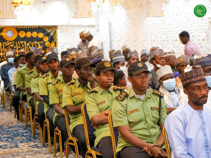 تقرير مصور/ الشيعة النيجيريون يحتفلون بأعياد شعبانية بحضور الشيخ الزكزاكي