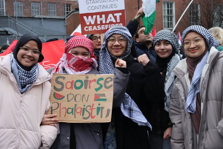 Informe fotográfico | Poderosa solidaridad con el pueblo palestino en Dublín, Irlanda